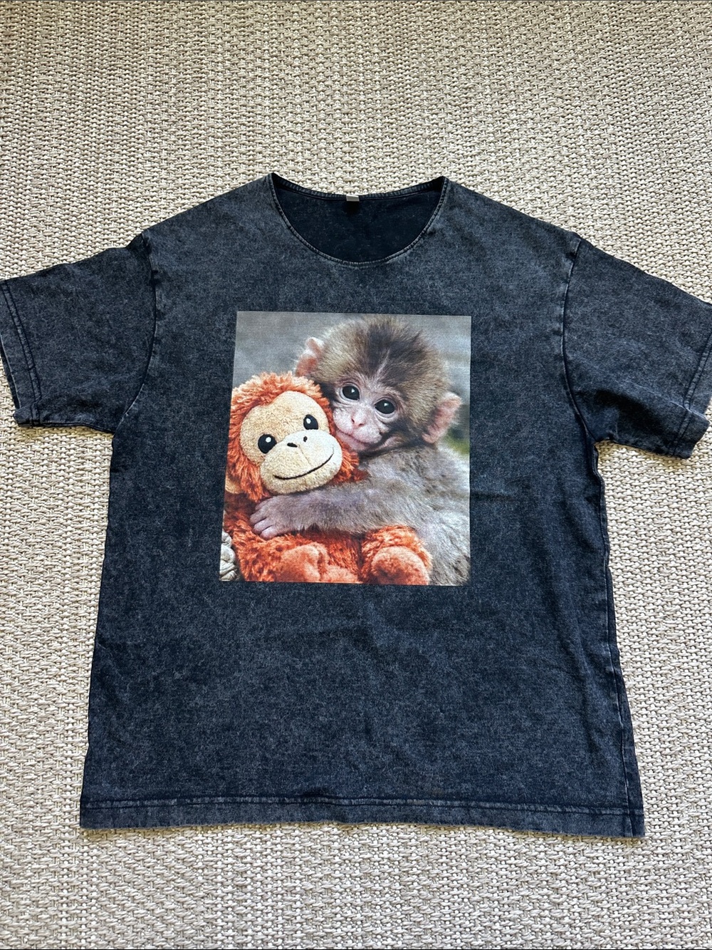 Cute Baby Monkey Graphic Tee with Plush Toy Print